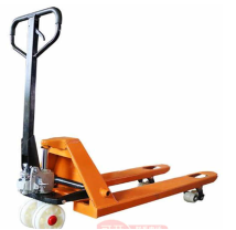 How many years does the polyurethane wheel of a manual hydraulic transport vehicle have a service life