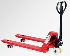 Before turning the manual pallet truck, check the forks first