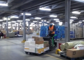 Electric trucks assist the modern logistics hub base in Gaocheng District, Shijiazhuang