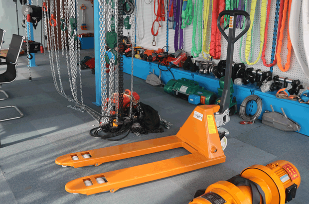 Hand Forklift Truck by Guanhang for Pakistan